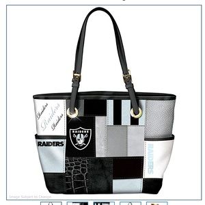Las Vegas Raiders tote bag by Bradford Exchange